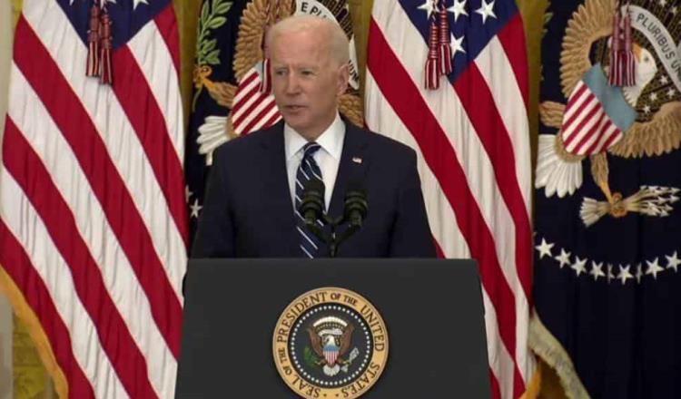 Firma Biden orden para acelerar la entrada de refugiados a EEUU