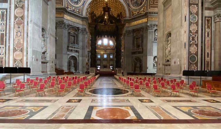 Mujeres piden al Vaticano revertir prohibición de bendiciones a parejas gays