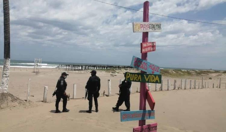 Vigilan policías playas de Cárdenas, Centla y Paraíso, ante restricciones por la pandemia 