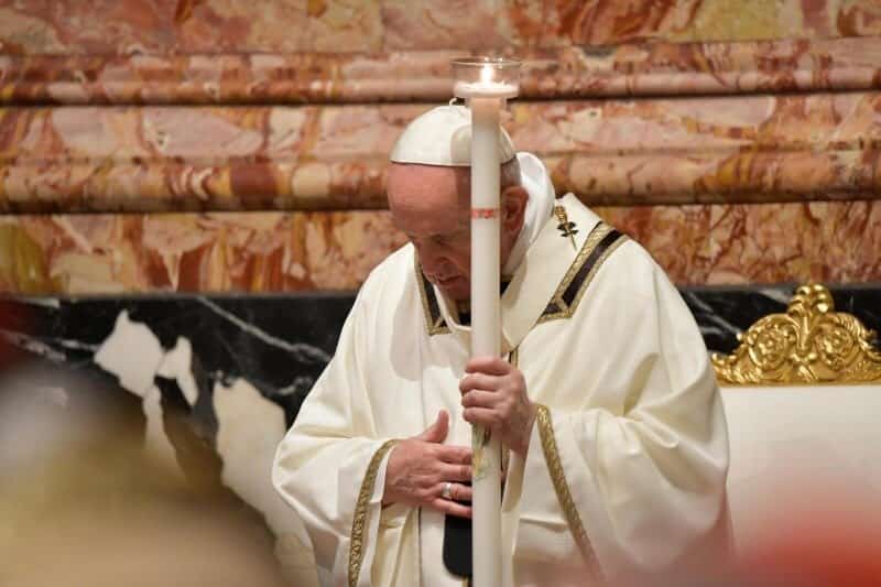 Celebra Papa Francisco Misa de Resurrección en el Vaticano; con Cristo la vida comienza de nuevo, dice