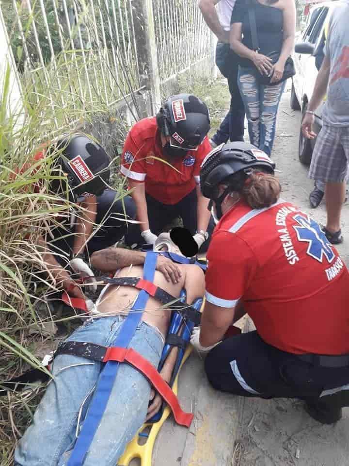 Auto arrolla a motociclista en la Villahermosa-Macuspana