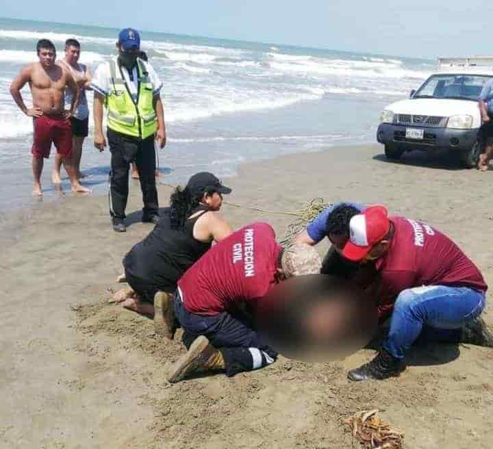 Instructor de deportes del Colegio de Policía y Tránsito se ahoga en playa “Miramar” de Centla