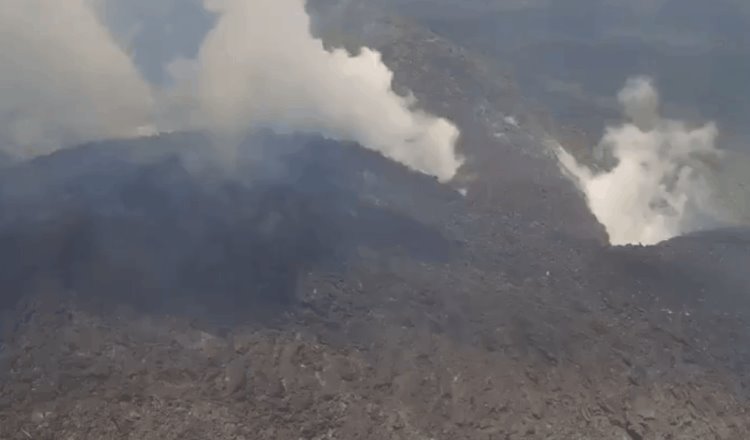 San Vicente y las Granadinas en alerta ante inminente erupción de volcán 