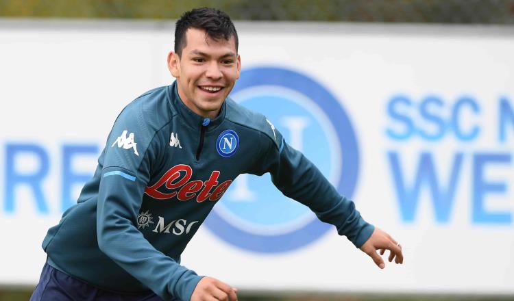 Napoli eleva el valor de venta del Chucky Lozano en el próximo mercado