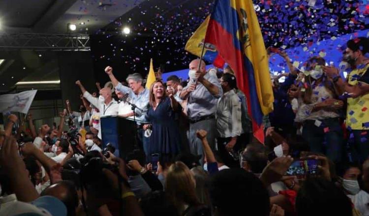 Guillermo Lasso gana comicios presidenciales en Ecuador
