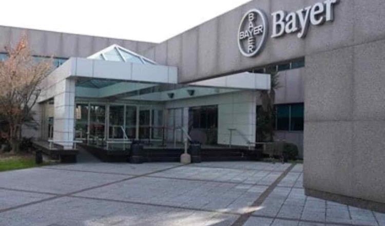 Bayer obtiene amparo provisional contra prohibición de glifosato en México
