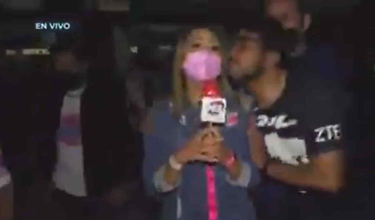 Denuncia reportera que sufrió acoso durante transmisión en vivo tras partido de Puebla vs Pumas