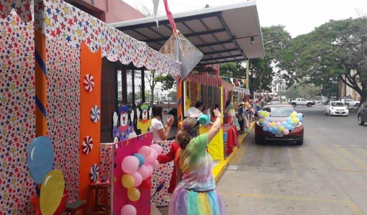 Celebra Colegio Americano con caravana-kermess… el Día del Niño