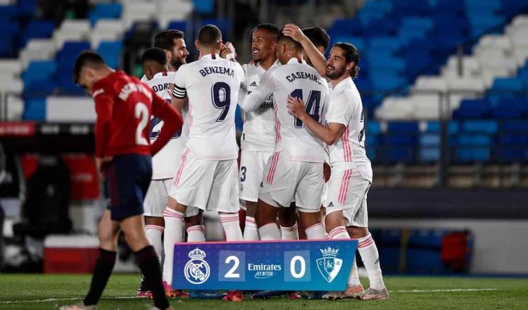 Gana Real Madrid 2-0 al Osasuna y se acerca al Atlético de Madrid