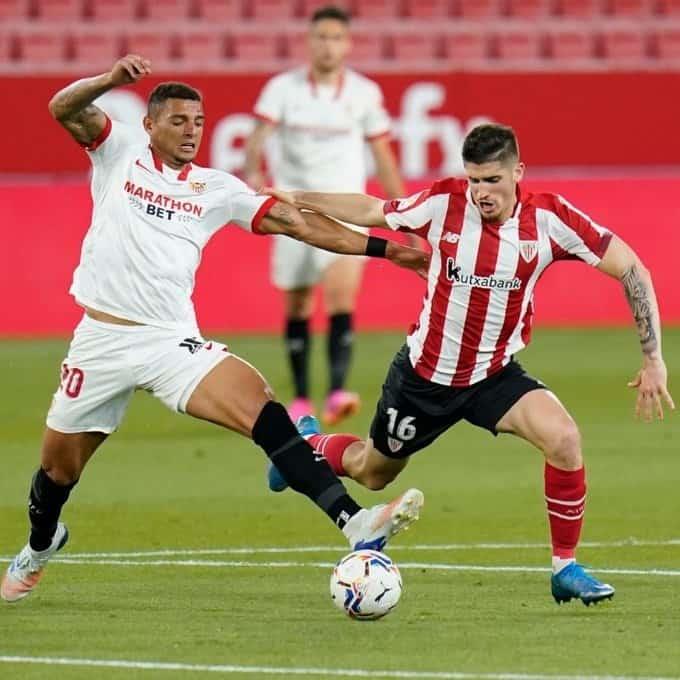 Sevilla no aguanta la presión y deja escapar La Liga