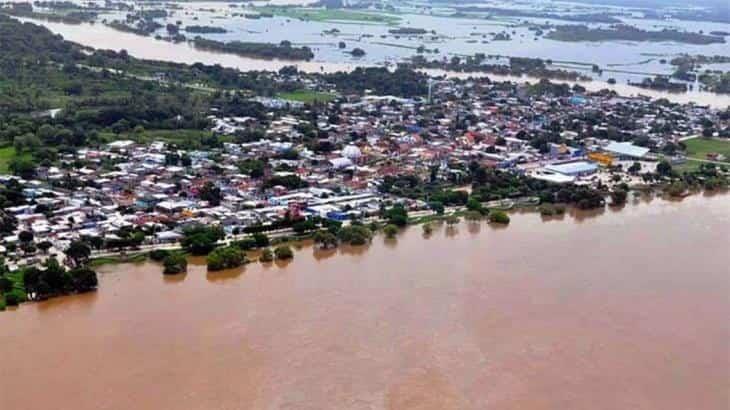 Califica Confederación Nacional Ganadera como “terribles” afectaciones al sector tras inundaciones de Tabasco