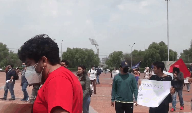 Maestros de la UNAM exigen pagos justos 