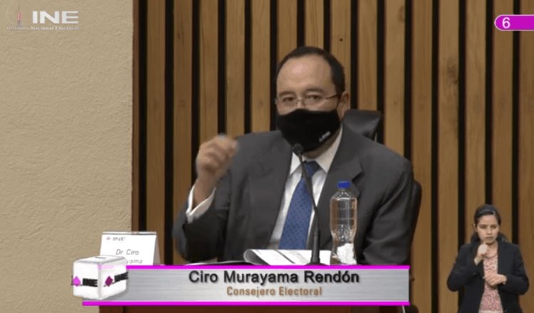 Entrega de tarjetas no es delito cuando solo es propaganda y no condiciona el voto: Ciro Murayama