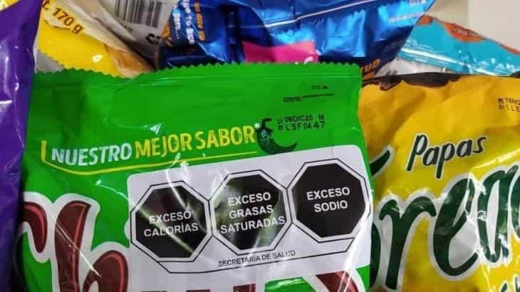 En Colima prohíben venta de comida chatarra a niños en escuelas