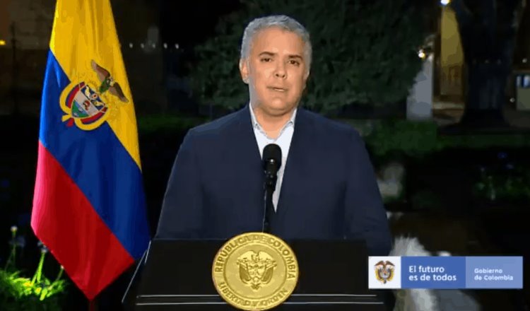 Presidente de Colombia ordena el despliegue de la fuerza pública para desbloquear carreteras