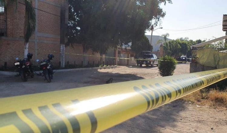 Hallan cuerpo sin vida de un hombre dentro de una bolsa en Tlaquepaque, Jalisco