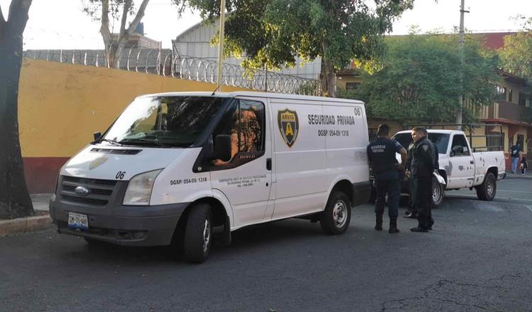 Asaltan camioneta de valores en CDMX