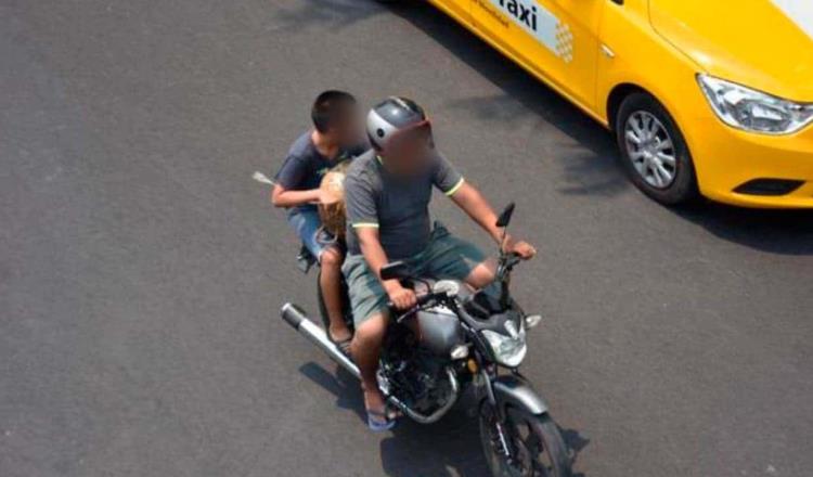 Advierte PEC que ya no tolerará a acompañantes de motociclistas… sin casco