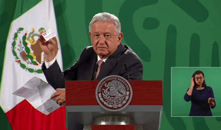 Exhorta Obrador a ayuntamiento de Jalisco a suspender entrega de tarjetas de apoyo