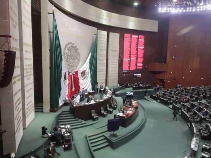 Comisión Permanente suspende sesión luego de la toma del Senado por un grupo de personas