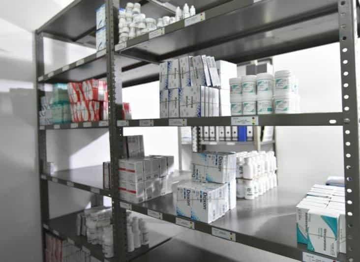 Critica vocería de Presidencia que en sexenio de EPN 79% de compra de medicamentos fue otorgado a 10 empresas