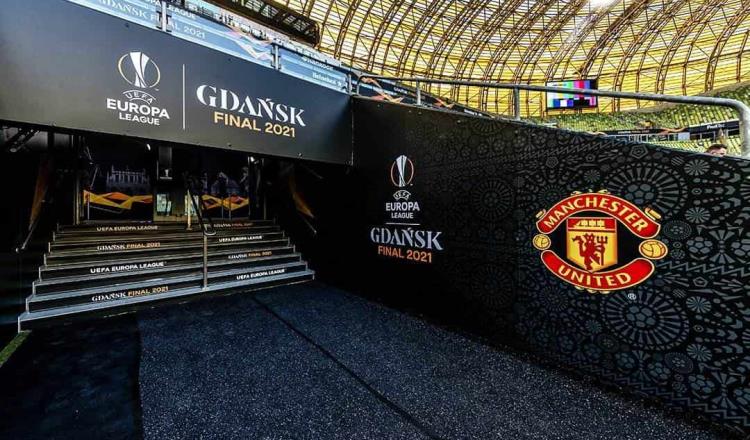 Manchester United tendrá 200 millones de euros para ocho fichajes