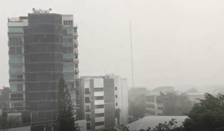 Informa IPCET que lluvias vespertinas en Tabasco se podrían extender hasta las 21:00 hrs de hoy