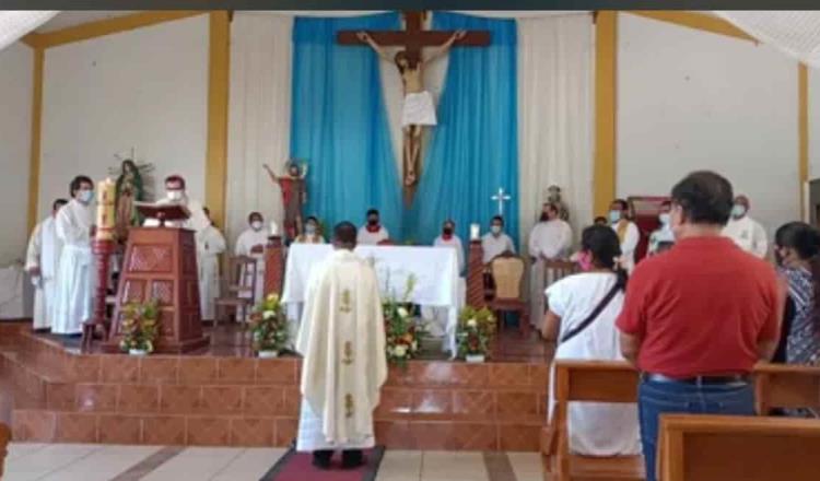 Asume Padre Gustavo Reyes como nuevo párroco de San Juan Bautista en Villa Chablé