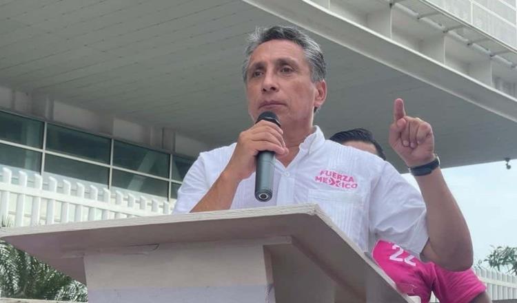 Candidato de Fuerza por México, Manuel Negrete, declina a favor de Evelyn Salgado