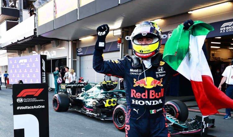 El mexicano Checo Pérez se lleva el Gran Premio de Azerbaiyán de la Fórmula 1; su primer podio en Red Bull