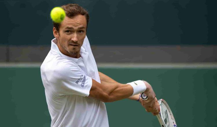Medvedev, Zverev, Berrettini, y Federer, a tercera ronda en Wimbledon