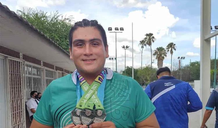 Macuspanense gana tres medallas en halterofilia en Juegos Nacionales