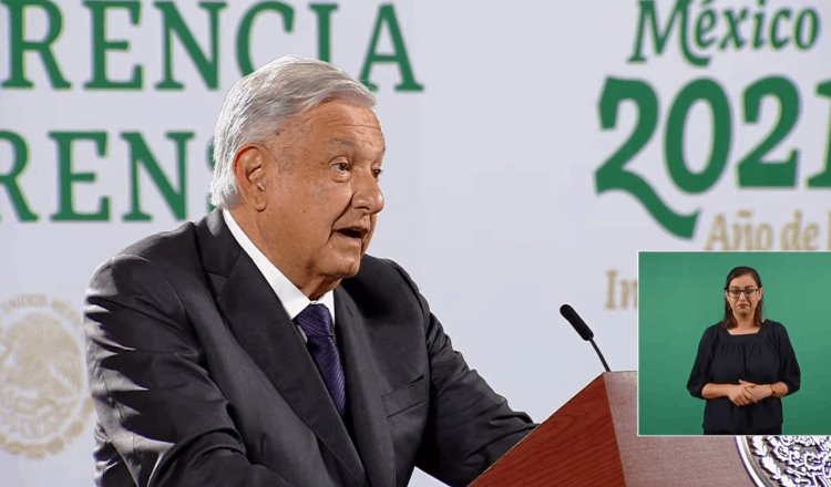 Desecha Comisión del INE queja contra AMLO por promoción de revocación de mandato