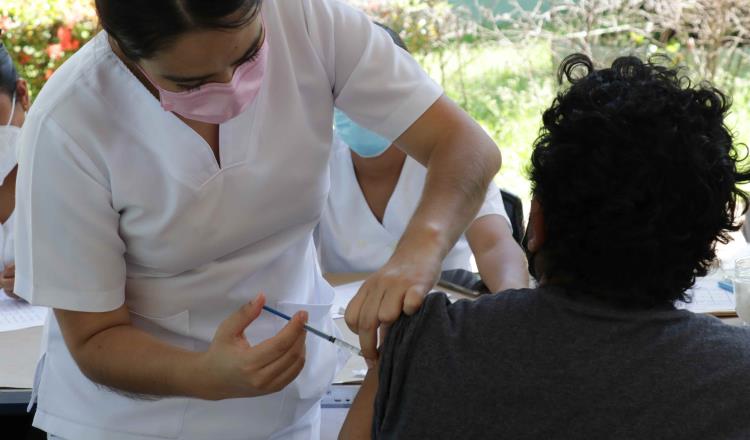 Anuncia Salud aplicación de segunda dosis de vacuna anticovid a mayores de 40 años en Huimanguillo