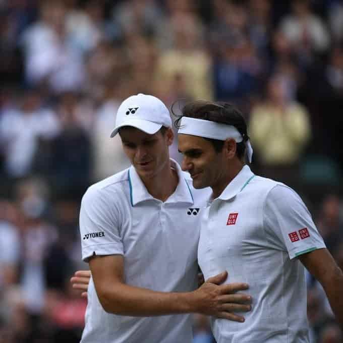 Federer es eliminado en Wimbledon por exceso de errores