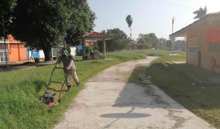 Realiza Ayuntamiento de Centro limpieza de parques y calles en Gaviotas
