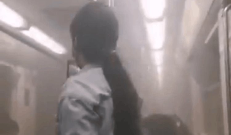 Vagones de la Línea 3 del Metro se llenan de humo; administrativos afirman que se ponchó un neumático