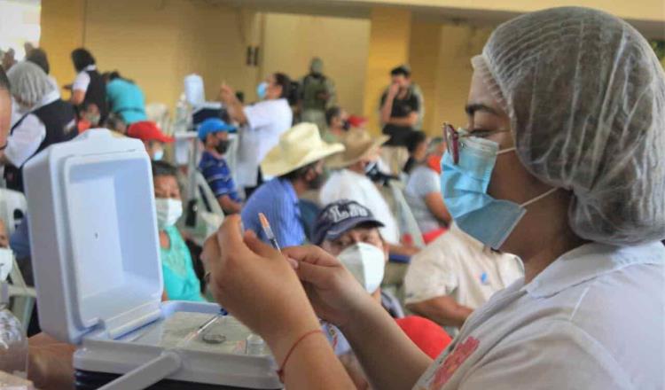 Del 23 al 27 de julio se aplicará primera dosis anticovid a personas de 30 a 39 años en Macuspana