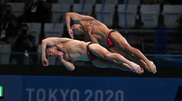 A un paso del bronce se quedaron los clavadistas mexicanos Yahel Castillo y Juan Celaya