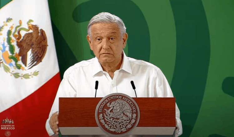 Anuncia Obrador programa especial para resolver problemas de baches en ciudades del país