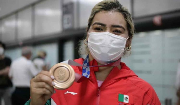 “La estrategia me funcionó”: Aremi Fuentes regresa a México con medalla de Bronce