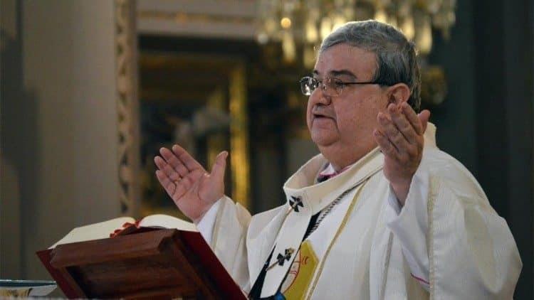 Intuban al arzobispo de Morelia, tras presentar complicaciones por el Coronavirus