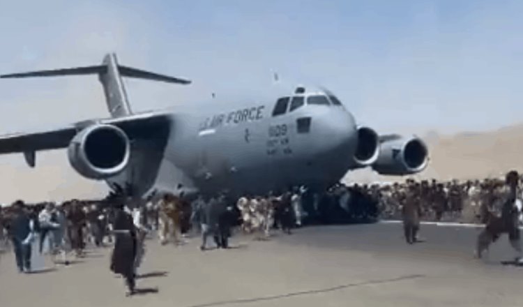 Asegura EE. UU. que han logrado evacuar a 3 mil 200 personas de Afganistán