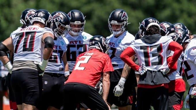 Halcones de Atlanta, la primera franquicia de NFL 100% vacunada