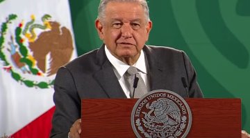 Acusa AMLO a Osorio Chong y a Vázquez Mota de frenar revocación de mandato