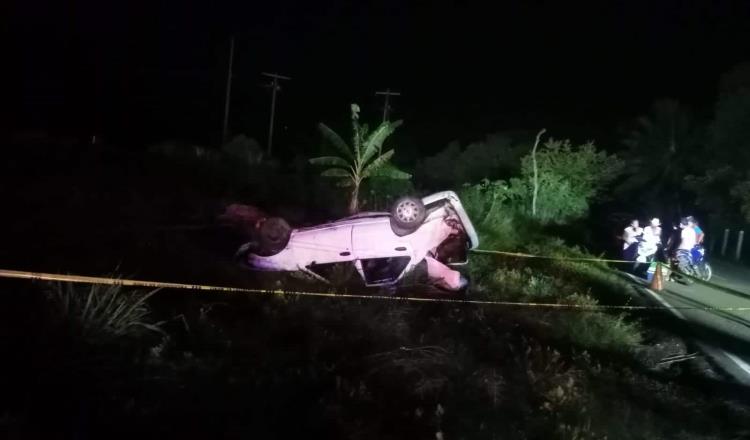 Automovilista sale del camino y fallece en la Frontera-Villahermosa