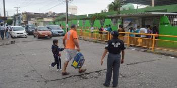 Exhorta Obispo a padres de familia a cuidar a sus hijos en el regreso a clases