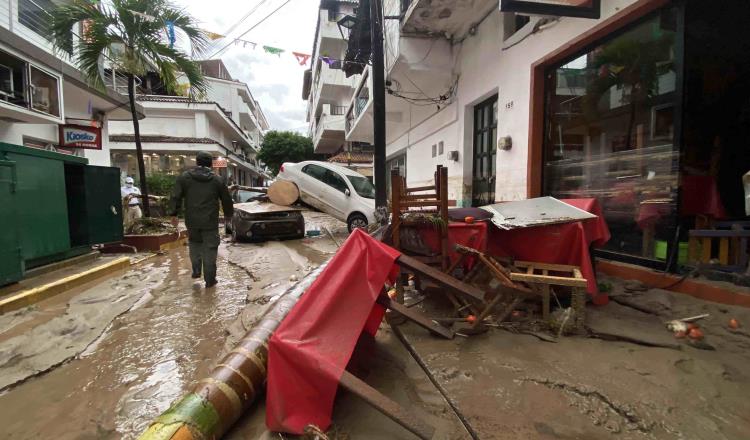 “Nora” deja un menor muerto y daños materiales durante su paso por Puerto Vallarta