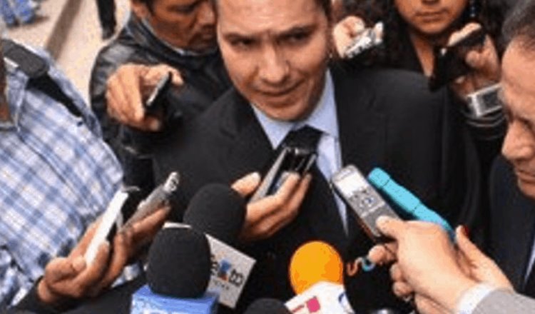 Entrega FGR carpeta de investigación que ha integrado en contra de Ricardo Anaya