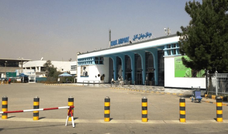 Reanudan vuelos nacionales en aeropuerto de Kabul